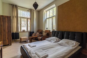 Africana by Grand Apartments