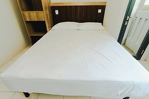 Aurora Rooms Riverdale