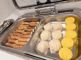 Grandee Rezen - TaiKoo Hui Plaza Shipaiqiao Metro Station