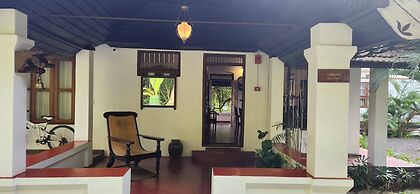 Kumarakom Tharavadu - Heritage Hotel