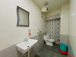 Goroomgo Mahabir inn Siliguri