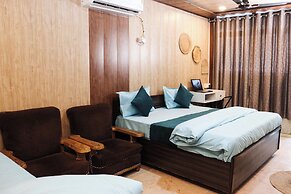 YES Retreat Rishikesh