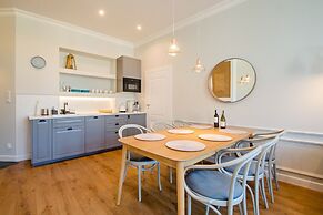 Lighthouse by Grand Aparrtments