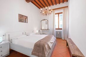 Chiara Apartment In Porta San Frediano