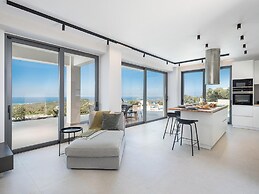 Villa Levante With Sea View