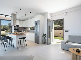 Villa Levante With Sea View