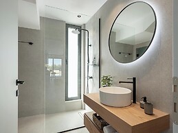 Villa Levante With Sea View