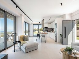 Villa Levante With Sea View