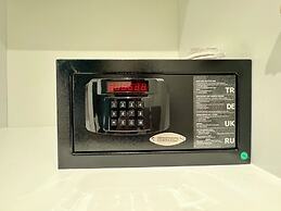 Green Roof Boutique Hotel & Spa