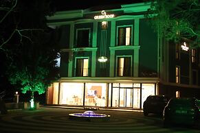 Green Roof Boutique Hotel & Spa