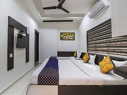 Hotel Atithi - Opposite Shreeji Hospital