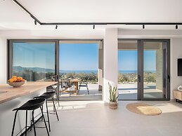 Villa Zefyros With Sea View