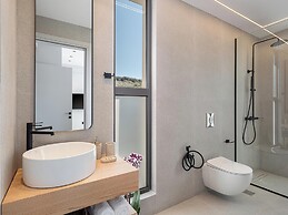 Villa Zefyros With Sea View