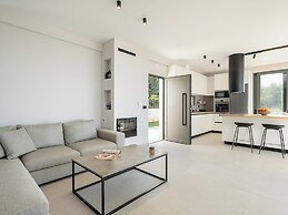 Villa Zefyros With Sea View