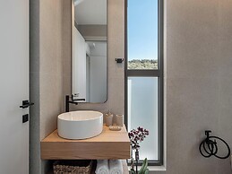 Villa Zefyros With Sea View