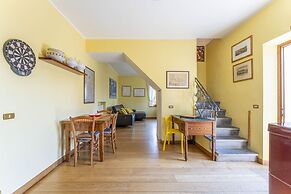 Camaiore House With Pool Versilia