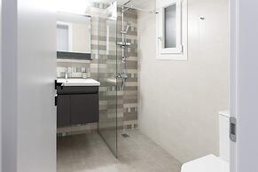 Phaedrus Living Zografou Azure Aura