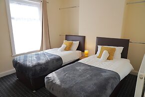 Peaceful Cosy 2 bed House in Manchester