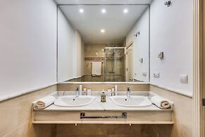 Molo Residences Boutique Apartment & Spa