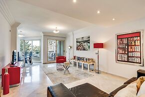 Molo Residences Boutique Apartment & Spa