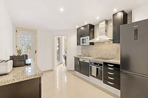 Molo Residences Boutique Apartment & Spa