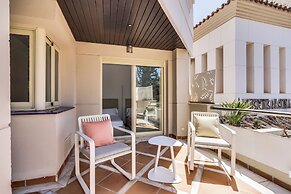 Molo Residences Boutique Apartment & Spa