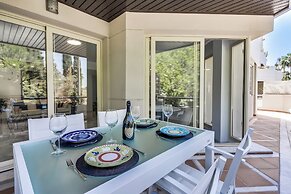 Molo Residences Boutique Apartment & Spa