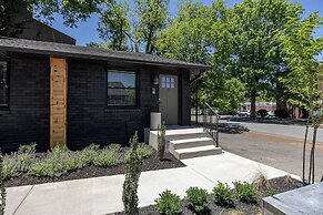 The Nomad by AvantStay – Modern Comfort Near Downtown