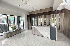 Keny Room @ Apt Riverdale Cikarang