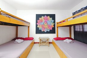Monaliza Surf Resort