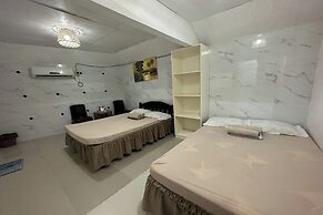 Monaliza Surf Resort