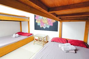 Monaliza Surf Resort
