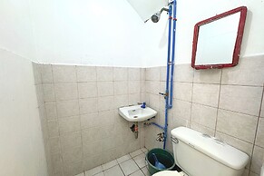Monaliza Surf Resort