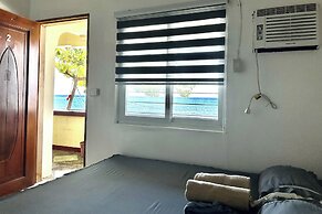 Monaliza Surf Resort