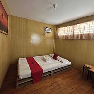 Monaliza Surf Resort