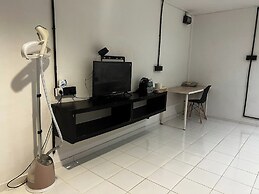 Riverbank Dungun Guesthouse & Cafe