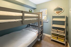 Host Stay Castle Hill Cottage