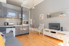 Liiiving in Porto - Silver Light Apartment