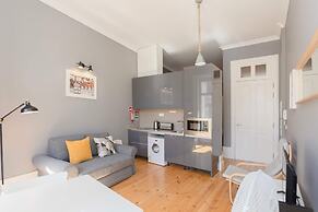 Liiiving in Porto - Silver Light Apartment