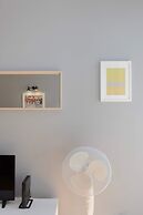 Liiiving in Porto - Silver Light Apartment