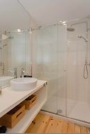 Liiiving in Porto - Silver Light Apartment