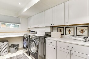 Kalispell Gem: Deck, Yard & Fireplace