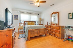 5 Mi to Sofi Stadium: Charming Family Home!