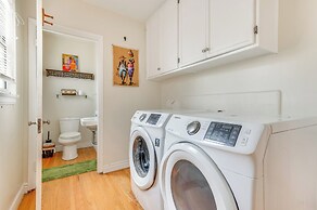 5 Mi to Sofi Stadium: Charming Family Home!