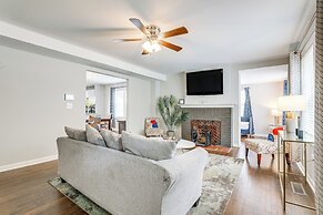 Pet-friendly Home w/ Hot Tub in Atlanta!