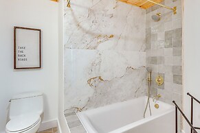 Blue Ridge Lake Home w/ Hot Tub in Morganton!