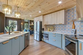 Blue Ridge Lake Home w/ Hot Tub in Morganton!