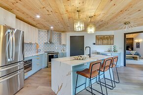 Blue Ridge Lake Home w/ Hot Tub in Morganton!