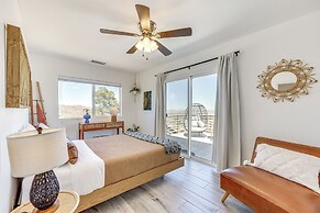 High-desert Home w/ Hot Tub & Cowboy Pool