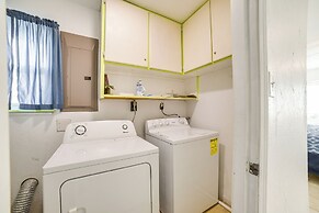 Beachfront Home w/ Pool Access in Galveston!